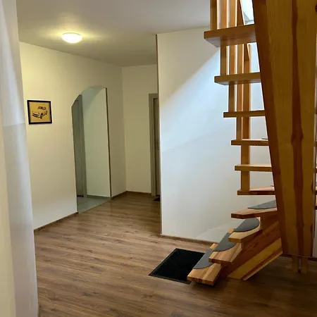 Apartment Dworska Józefów
